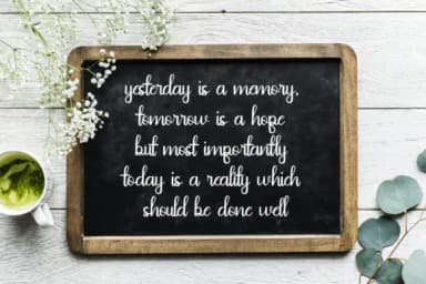 Arthunia Script Font by Saber Studio — Script Handwritten Font — thumbnail 3