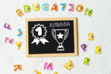 100 Days of School by PraewDesigns — Dingbats Font — thumbnail 7