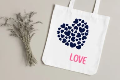 Beautiful Love by PraewDesigns — Dingbats Font — thumbnail 5