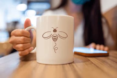 Bee Doodle by Nun Sukhwan — Dingbats Font — thumbnail 6