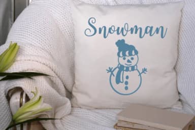 Cute Snowman by Nongyao — Dingbats Font — thumbnail 5