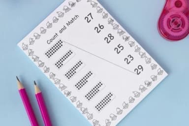 Elf Face Doodle by digitalplannerland — Dingbats Font — thumbnail 8