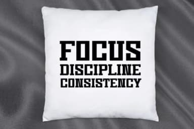 Heroes Vintage by Intype Studio — Slab Serif Font — thumbnail 7