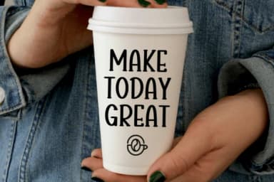 Holiday Highland by Minimalist Eyes — Slab Serif Font — thumbnail 5