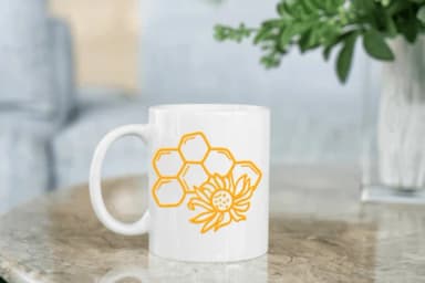 Honey Bee by CHANOK — Dingbats Font — thumbnail 7