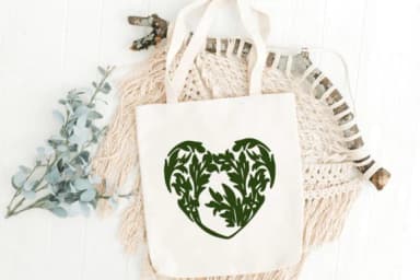 Laser Cut Heart by Nongyao — Dingbats Font — thumbnail 6