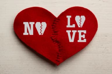 Love Failure by Wankriss — Slab Serif Font — thumbnail 2