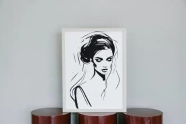 Minimalist Woman by MOMAT THIRTYONE — Dingbats Font — thumbnail 5