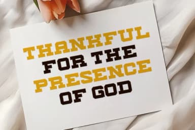 Santa Nurse by Almairatype Studio — Slab Serif Font — thumbnail 5