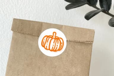 Vegetables and Fruits by Chonada — Dingbats Font — thumbnail 5