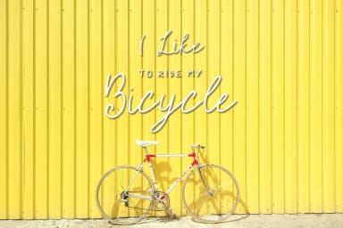 Disco Queen Font by Salt and Pepper Fonts — Script Handwritten Font — thumbnail 3