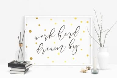 Festive Font by wornoutmedia — Script Handwritten Font — thumbnail 6