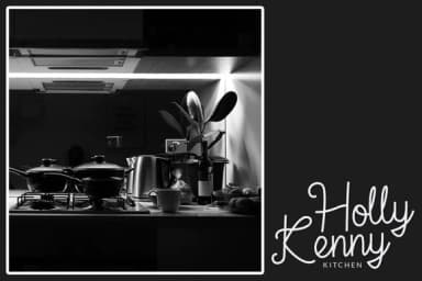 Flamingo Font by Trim Studio — Script Handwritten Font — thumbnail 9