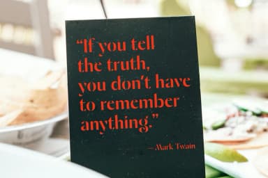 Chiselox by Dora Typefoundry — Decorative Font — thumbnail 7