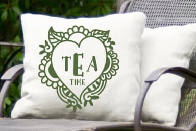 Heart Monogram Font by Lickable Pixels — Script Handwritten Font — thumbnail 4