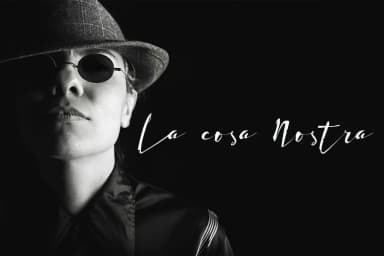 Holdenisty Font by beeart009 — Script Handwritten Font — thumbnail 4