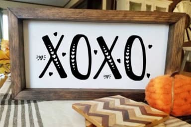 Hugs & Kisses Font by creativespace — Script Handwritten Font — thumbnail 2