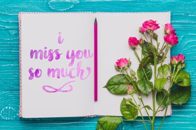 In Blossom Font by madeDeduk — Script Handwritten Font — thumbnail 2