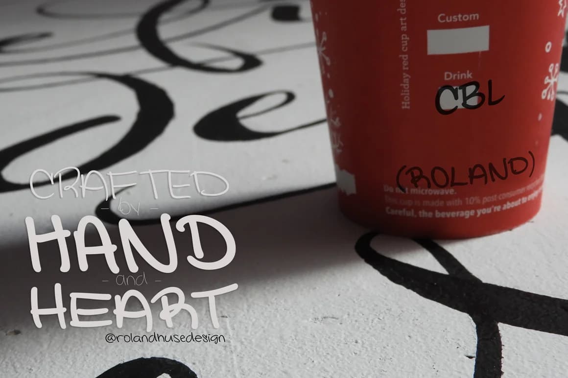 Interconnected Font by Roland Hüse Design — Script Handwritten Font
