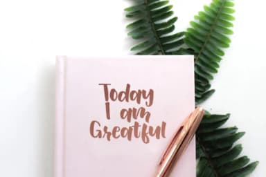 Junette Font by mesintikstudio — Script Handwritten Font — thumbnail 3