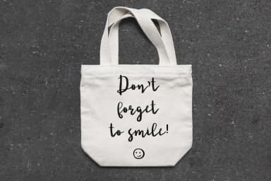 Ladybugs Font by paramajandesign — Script Handwritten Font — thumbnail 5