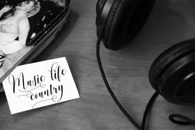 Momenttion Font by Cooldesignlab — Script Handwritten Font — thumbnail 4