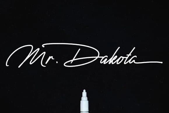 Mr. Dakota Font by Fauzi — Script Handwritten Font