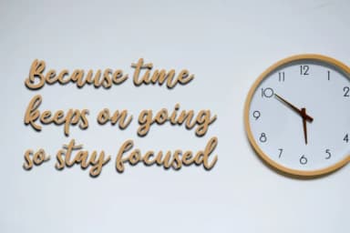 Salika Font by Bluestudio — Script Handwritten Font — thumbnail 8