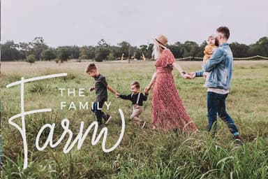 Sarantta Font by RZKY CNRA STUDIO — Script Handwritten Font — thumbnail 9