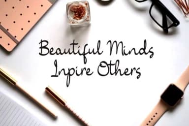 Shenttica Font by LakuFont — Script Handwritten Font — thumbnail 5