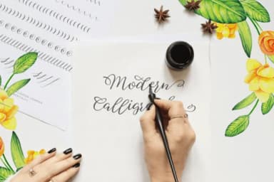 Sophia Font by Ian Mikraz — Script Handwritten Font — thumbnail 2