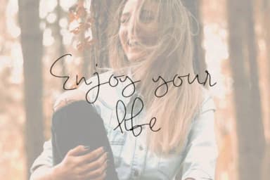 Wondy Font by Katie Holland — Script Handwritten Font — thumbnail 6