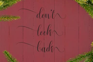 Yolanda Font by Alqawoms — Script Handwritten Font — thumbnail 3