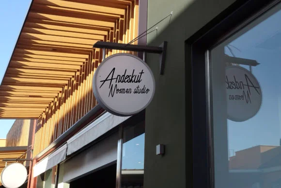 Andeskut Font by Rezastudio — Script Handwritten Font