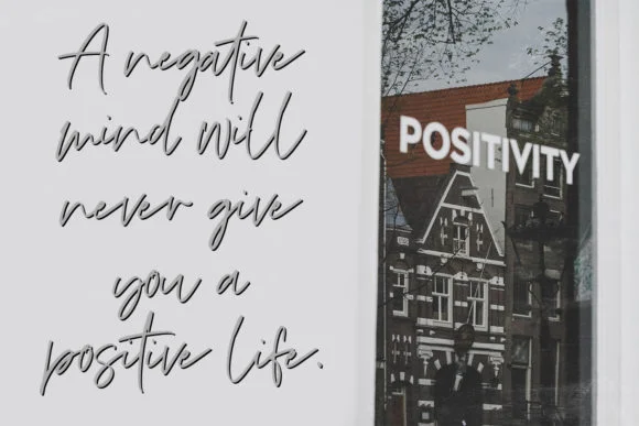 Bathsy Font by Maulana Creative — Script Handwritten Font — thumbnail 6