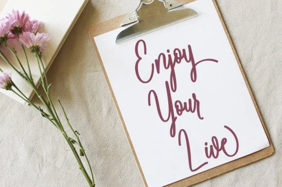 Bellasic Font by Greentype — Script Handwritten Font — thumbnail 6