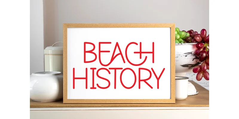 Bird Beach Font by Ade (7NTypes) — Sans Serif Font — thumbnail 4