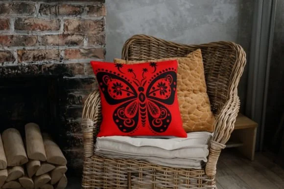 Butterfly New by MOMAT THIRTYONE — Dingbats Font — thumbnail 8