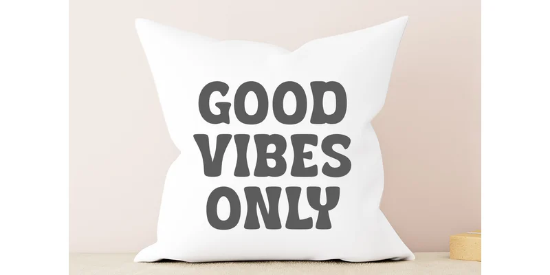 Hello Cream Font by Yarman (7NTypes) — Display Font — thumbnail 6
