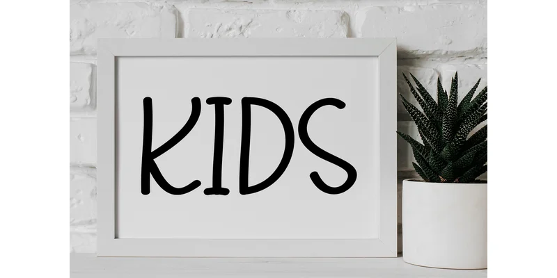 Holiday Familytime Font by KC Production — Display Font — thumbnail 3