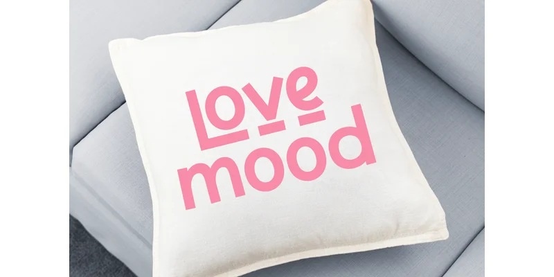 Love Picnics Font by Ade (7NTypes) — Display Font — thumbnail 5