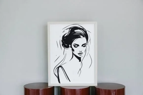 Minimalist Woman by MOMAT THIRTYONE — Dingbats Font — thumbnail 5