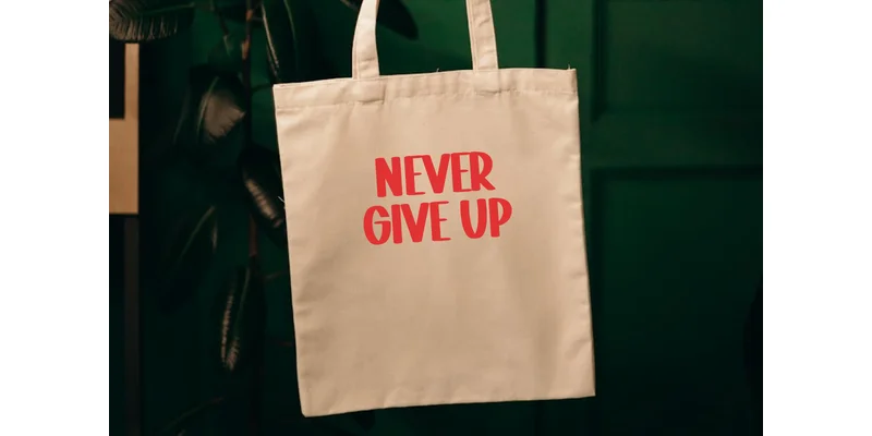 Simple Grinch Font by Letterayu — Display Font — thumbnail 3