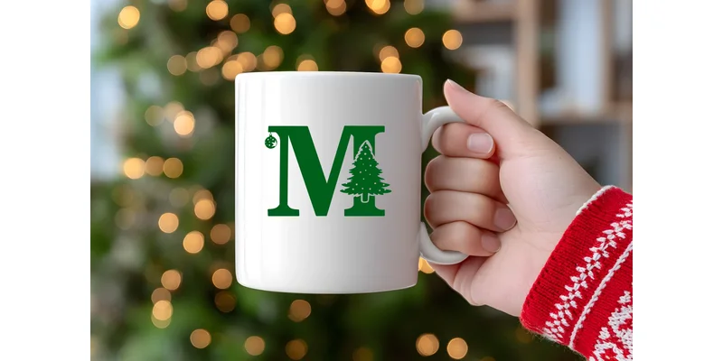 Winter Christmas Tree Font by Apiwat Type by Apiwat Type — Decorative Font — thumbnail 3