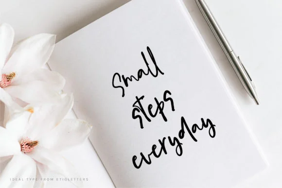 Ideal Type Font by etigletters — Script Handwritten Font — thumbnail 4