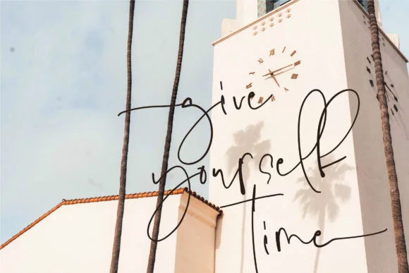 Karlena Hudson Font by etigletters — Script Handwritten Font — thumbnail 9