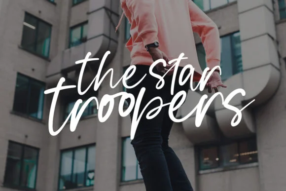 Mc Hambrug Font by Maulana Creative — Script Handwritten Font — thumbnail 9