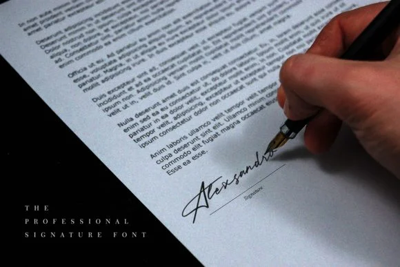 Paradise Signature Font by Graphicfresh — Script Handwritten Font — thumbnail 3