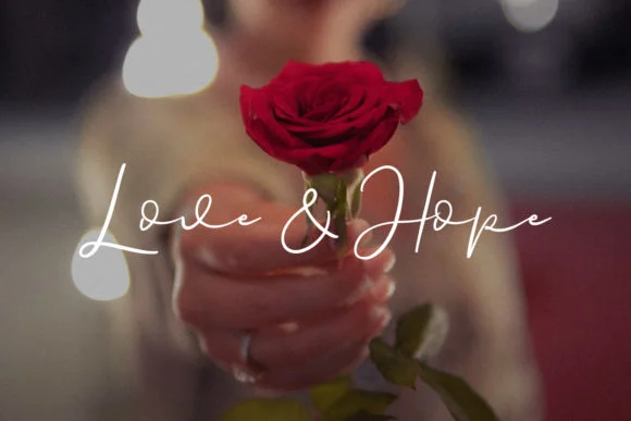 Paulina Font by Maulana Creative — Script Handwritten Font — thumbnail 3