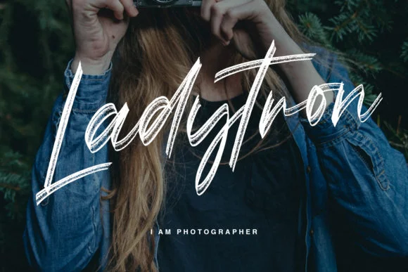 Querins Font by Maulana Creative — Script Handwritten Font — thumbnail 5